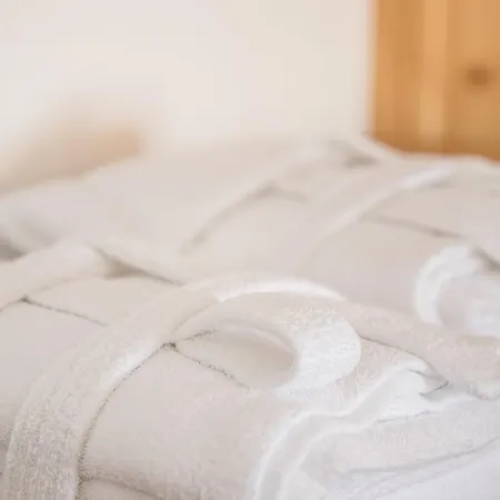 Hotel Ehrenbachhohe On Of The Mountain Kitzbühel