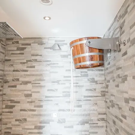 Ehrenbachhohe On Of The Mountain 호텔 4*