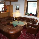 Ehrenbachhohe On Of The Mountain Отель